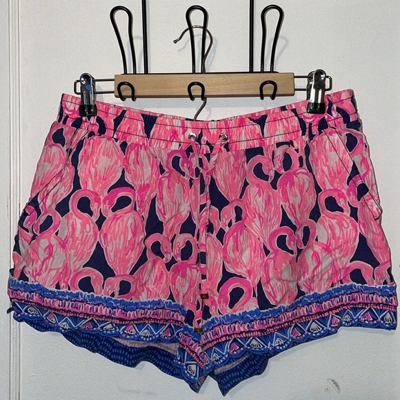 Lilly Pulitzer Pants - Lilly Pulitzer Katia shorts in flamingo High Tide Navy with pockets